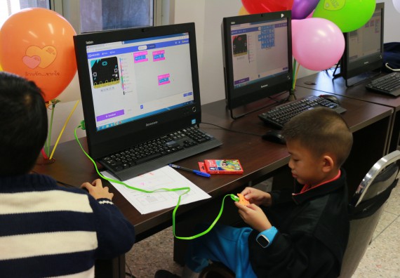 ภาพกิจกรรม คณะวิทยาศาสตร์และเทคโนโลยี จัดโครงการฝึกทักษะการเรียนรู้ค่ายวิทยาศาสตร์ Science 2019