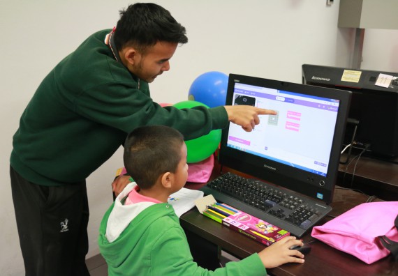 ภาพกิจกรรม คณะวิทยาศาสตร์และเทคโนโลยี จัดโครงการฝึกทักษะการเรียนรู้ค่ายวิทยาศาสตร์ Science 2019