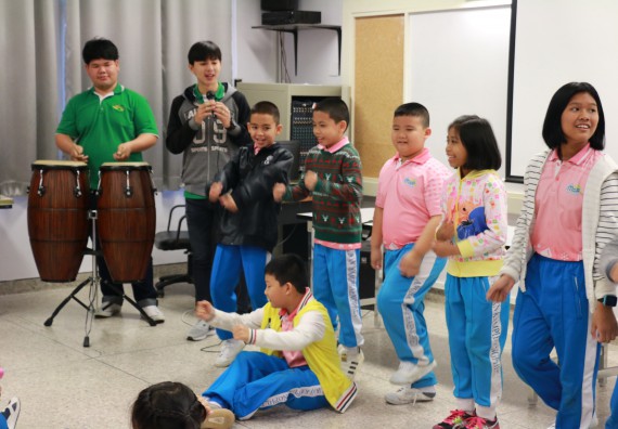 ภาพกิจกรรม คณะวิทยาศาสตร์และเทคโนโลยี จัดโครงการฝึกทักษะการเรียนรู้ค่ายวิทยาศาสตร์ Science 2019