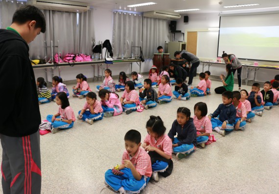 ภาพกิจกรรม คณะวิทยาศาสตร์และเทคโนโลยี จัดโครงการฝึกทักษะการเรียนรู้ค่ายวิทยาศาสตร์ Science 2019