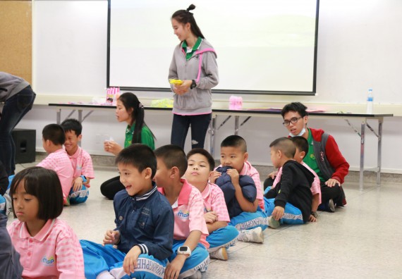 ภาพกิจกรรม คณะวิทยาศาสตร์และเทคโนโลยี จัดโครงการฝึกทักษะการเรียนรู้ค่ายวิทยาศาสตร์ Science 2019