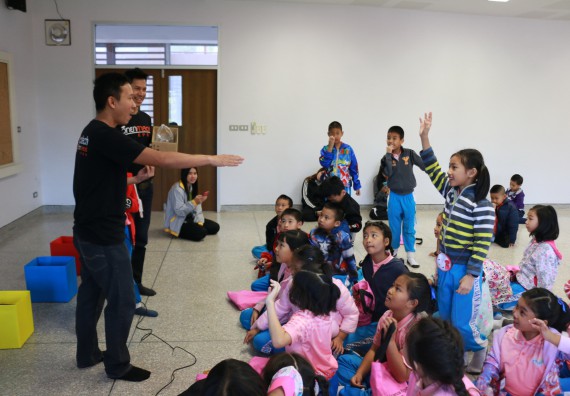 ภาพกิจกรรม คณะวิทยาศาสตร์และเทคโนโลยี จัดโครงการฝึกทักษะการเรียนรู้ค่ายวิทยาศาสตร์ Science 2019