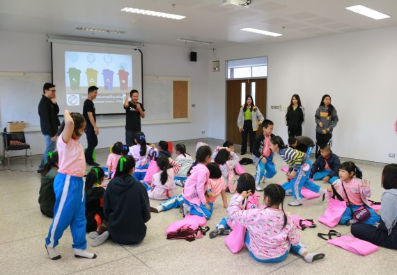 ภาพกิจกรรม คณะวิทยาศาสตร์และเทคโนโลยี จัดโครงการฝึกทักษะการเรียนรู้ค่ายวิทยาศาสตร์ Science 2019