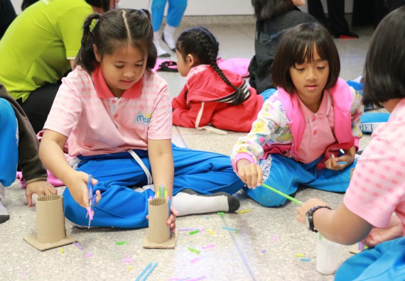 ภาพกิจกรรม คณะวิทยาศาสตร์และเทคโนโลยี จัดโครงการฝึกทักษะการเรียนรู้ค่ายวิทยาศาสตร์ Science 2019