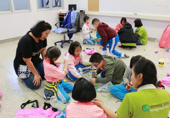 ภาพกิจกรรม คณะวิทยาศาสตร์และเทคโนโลยี จัดโครงการฝึกทักษะการเรียนรู้ค่ายวิทยาศาสตร์ Science 2019