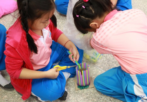 ภาพกิจกรรม คณะวิทยาศาสตร์และเทคโนโลยี จัดโครงการฝึกทักษะการเรียนรู้ค่ายวิทยาศาสตร์ Science 2019