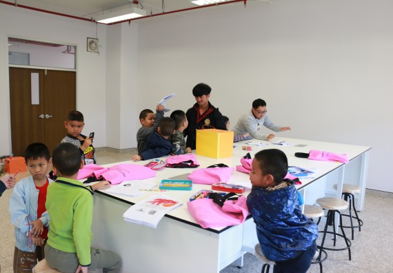 ภาพกิจกรรม คณะวิทยาศาสตร์และเทคโนโลยี จัดโครงการฝึกทักษะการเรียนรู้ค่ายวิทยาศาสตร์ Science 2019