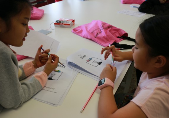 ภาพกิจกรรม คณะวิทยาศาสตร์และเทคโนโลยี จัดโครงการฝึกทักษะการเรียนรู้ค่ายวิทยาศาสตร์ Science 2019