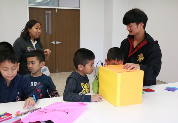 ภาพกิจกรรม คณะวิทยาศาสตร์และเทคโนโลยี จัดโครงการฝึกทักษะการเรียนรู้ค่ายวิทยาศาสตร์ Science 2019