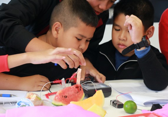 ภาพกิจกรรม คณะวิทยาศาสตร์และเทคโนโลยี จัดโครงการฝึกทักษะการเรียนรู้ค่ายวิทยาศาสตร์ Science 2019