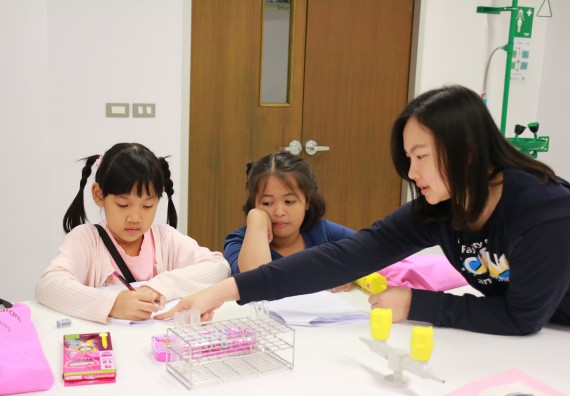 ภาพกิจกรรม คณะวิทยาศาสตร์และเทคโนโลยี จัดโครงการฝึกทักษะการเรียนรู้ค่ายวิทยาศาสตร์ Science 2019