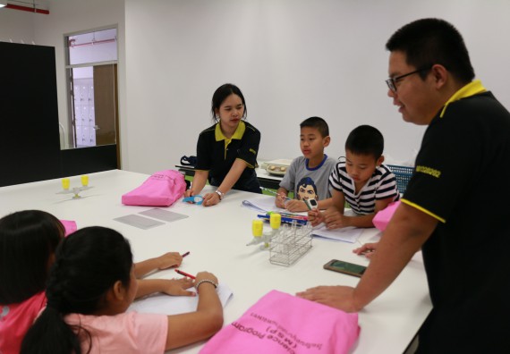 ภาพกิจกรรม คณะวิทยาศาสตร์และเทคโนโลยี จัดโครงการฝึกทักษะการเรียนรู้ค่ายวิทยาศาสตร์ Science 2019