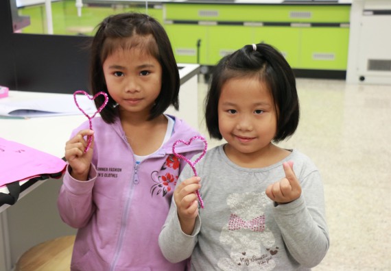 ภาพกิจกรรม คณะวิทยาศาสตร์และเทคโนโลยี จัดโครงการฝึกทักษะการเรียนรู้ค่ายวิทยาศาสตร์ Science 2019