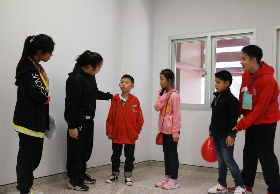 ภาพกิจกรรม คณะวิทยาศาสตร์และเทคโนโลยี จัดโครงการฝึกทักษะการเรียนรู้ค่ายวิทยาศาสตร์ Science 2019