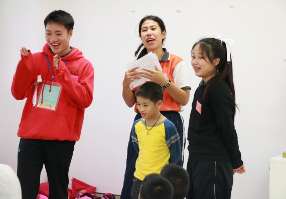 ภาพกิจกรรม คณะวิทยาศาสตร์และเทคโนโลยี จัดโครงการฝึกทักษะการเรียนรู้ค่ายวิทยาศาสตร์ Science 2019