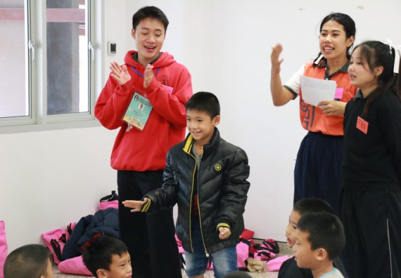 ภาพกิจกรรม คณะวิทยาศาสตร์และเทคโนโลยี จัดโครงการฝึกทักษะการเรียนรู้ค่ายวิทยาศาสตร์ Science 2019