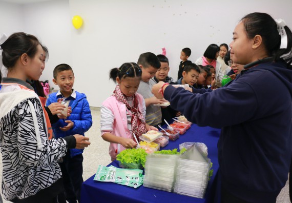 ภาพกิจกรรม คณะวิทยาศาสตร์และเทคโนโลยี จัดโครงการฝึกทักษะการเรียนรู้ค่ายวิทยาศาสตร์ Science 2019