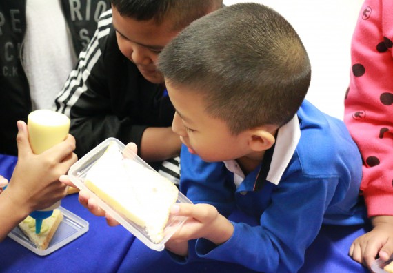 ภาพกิจกรรม คณะวิทยาศาสตร์และเทคโนโลยี จัดโครงการฝึกทักษะการเรียนรู้ค่ายวิทยาศาสตร์ Science 2019