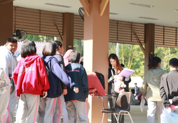 ภาพกิจกรรม คณะวิทยาศาสตร์และเทคโนโลยี จัดโครงการ ECY-CAMP (Environmental Conservation Youth Camp)“ค่ายพัฒนาศักยภาพการเรียนรู้ของนักเรียนด้านวิทยาศาสตร์และสิ่งแวดล้อม