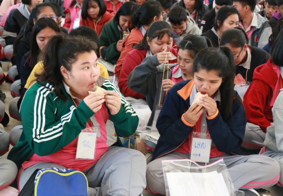 ภาพกิจกรรม คณะวิทยาศาสตร์และเทคโนโลยี จัดโครงการ ECY-CAMP (Environmental Conservation Youth Camp)“ค่ายพัฒนาศักยภาพการเรียนรู้ของนักเรียนด้านวิทยาศาสตร์และสิ่งแวดล้อม