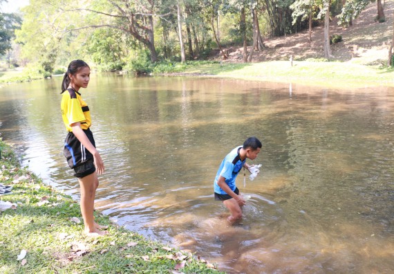 ภาพกิจกรรม คณะวิทยาศาสตร์และเทคโนโลยี จัดโครงการ ECY-CAMP (Environmental Conservation Youth Camp)“ค่ายพัฒนาศักยภาพการเรียนรู้ของนักเรียนด้านวิทยาศาสตร์และสิ่งแวดล้อม