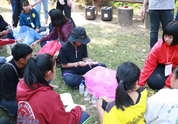 ภาพกิจกรรม คณะวิทยาศาสตร์และเทคโนโลยี จัดโครงการ ECY-CAMP (Environmental Conservation Youth Camp)“ค่ายพัฒนาศักยภาพการเรียนรู้ของนักเรียนด้านวิทยาศาสตร์และสิ่งแวดล้อม