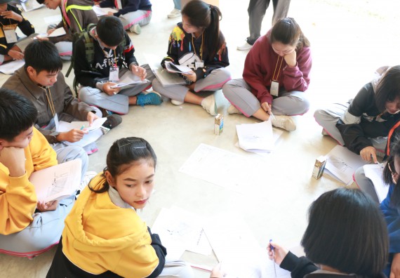 ภาพกิจกรรม คณะวิทยาศาสตร์และเทคโนโลยี จัดโครงการ ECY-CAMP (Environmental Conservation Youth Camp)“ค่ายพัฒนาศักยภาพการเรียนรู้ของนักเรียนด้านวิทยาศาสตร์และสิ่งแวดล้อม