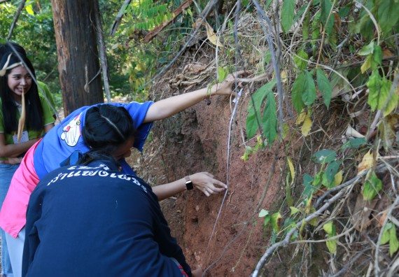 ภาพกิจกรรม คณะวิทยาศาสตร์และเทคโนโลยี จัดโครงการ ECY-CAMP (Environmental Conservation Youth Camp)“ค่ายพัฒนาศักยภาพการเรียนรู้ของนักเรียนด้านวิทยาศาสตร์และสิ่งแวดล้อม