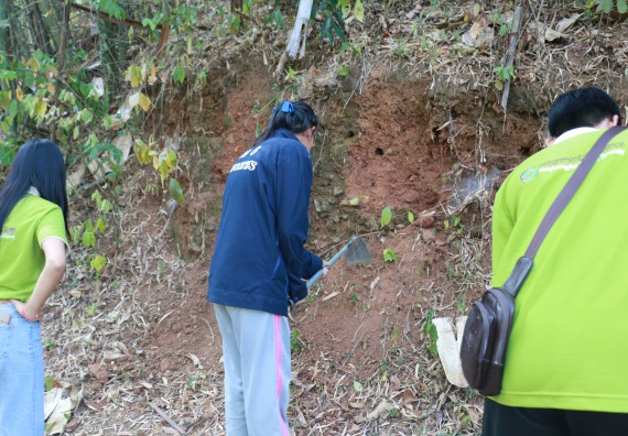 ภาพกิจกรรม คณะวิทยาศาสตร์และเทคโนโลยี จัดโครงการ ECY-CAMP (Environmental Conservation Youth Camp)“ค่ายพัฒนาศักยภาพการเรียนรู้ของนักเรียนด้านวิทยาศาสตร์และสิ่งแวดล้อม