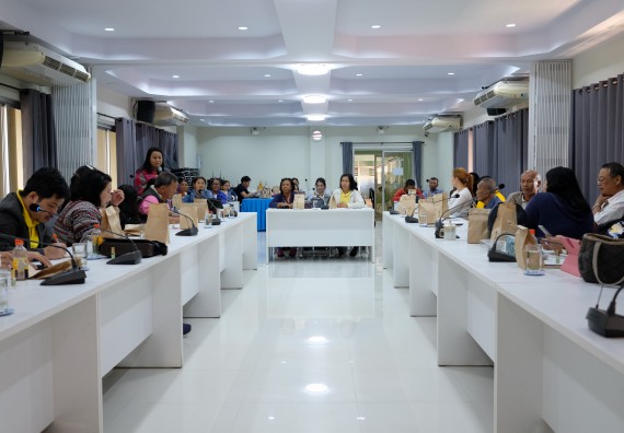 ภาพกิจกรรม คณะวิทยาศาสตร์และเทคโนโลยี จัดโครงการพัฒนาคุณภาพชีวิตและยกระดับรายได้ให้กับคนในชุมชนฐานรากคณะวิทยาศาสตร์และเทคโนโลยี