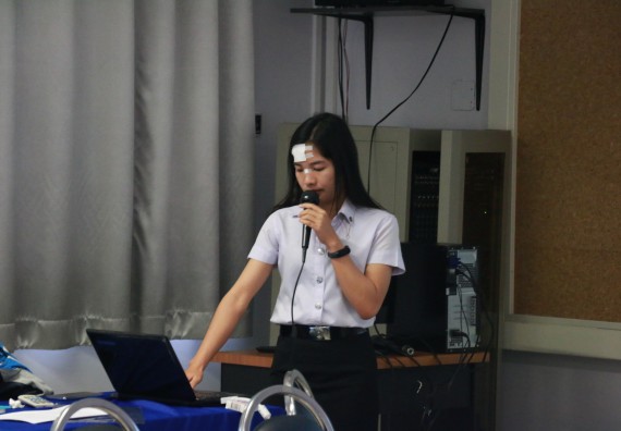 ภาพกิจกรรม โปรแกรมวิชาเคมี จัดกิจกรรมการนำเสนอผลงานวิทยานิพนธ์โปรแกรมวิชาเคมี ชั้นปีที่ 4