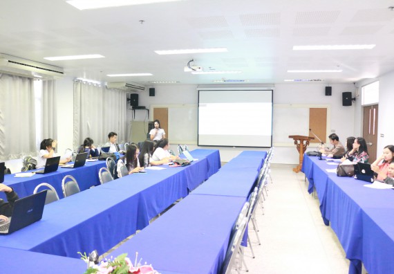 ภาพกิจกรรม โปรแกรมวิชาเคมี จัดกิจกรรมการนำเสนอผลงานวิทยานิพนธ์โปรแกรมวิชาเคมี ชั้นปีที่ 4