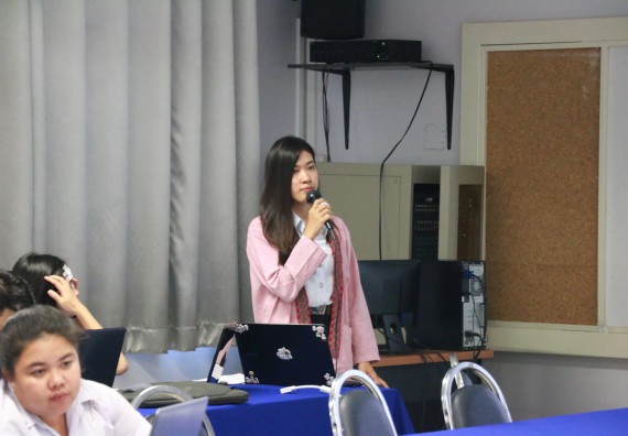 ภาพกิจกรรม โปรแกรมวิชาเคมี จัดกิจกรรมการนำเสนอผลงานวิทยานิพนธ์โปรแกรมวิชาเคมี ชั้นปีที่ 4