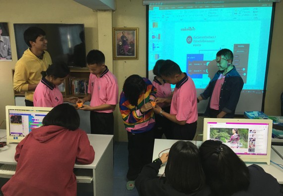 ภาพกิจกรรม โปรแกรมวิชาวิทยาการคอมพิวเตอร์ จัดโครงการอบรมเชิงปฏิบัติการด้านวิทยาการคอมพิวเตอร์