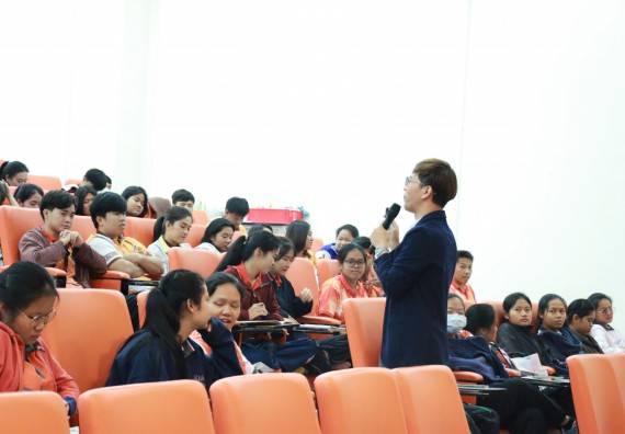 ภาพกิจกรรม คณะวิทยาศาสตร์และเทคโนโลยี เข้าร่วมอบรมพัฒนาสมรรถนะการทำวิจัยเฉพาะด้านคณิตศาสตร์