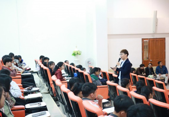 ภาพกิจกรรม คณะวิทยาศาสตร์และเทคโนโลยี เข้าร่วมอบรมพัฒนาสมรรถนะการทำวิจัยเฉพาะด้านคณิตศาสตร์