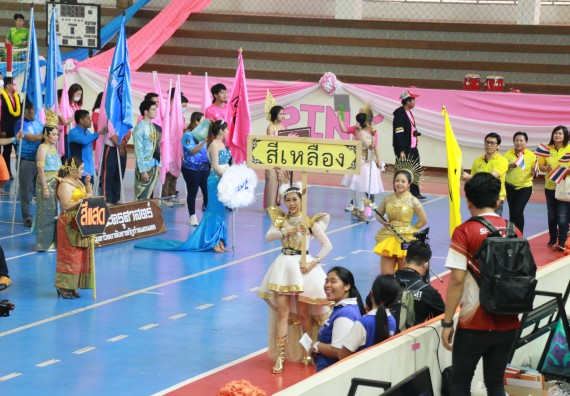 ภาพกิจกรรม  คณะวิทยาศาสตร์และเทคโนโลยี เข้าร่วมงานแข่งขันกีฬา SPORT DAY & NIGHT 