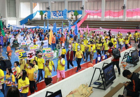 ภาพกิจกรรม  คณะวิทยาศาสตร์และเทคโนโลยี เข้าร่วมงานแข่งขันกีฬา SPORT DAY & NIGHT 