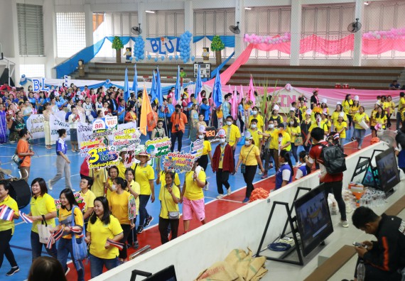 ภาพกิจกรรม  คณะวิทยาศาสตร์และเทคโนโลยี เข้าร่วมงานแข่งขันกีฬา SPORT DAY & NIGHT 