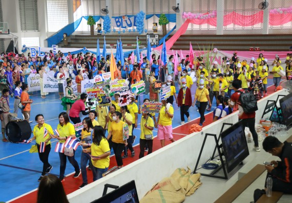 ภาพกิจกรรม  คณะวิทยาศาสตร์และเทคโนโลยี เข้าร่วมงานแข่งขันกีฬา SPORT DAY & NIGHT 