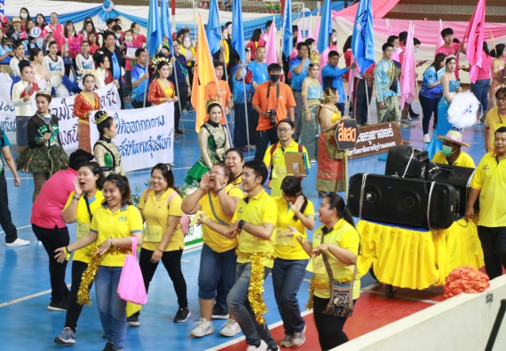 ภาพกิจกรรม  คณะวิทยาศาสตร์และเทคโนโลยี เข้าร่วมงานแข่งขันกีฬา SPORT DAY & NIGHT 