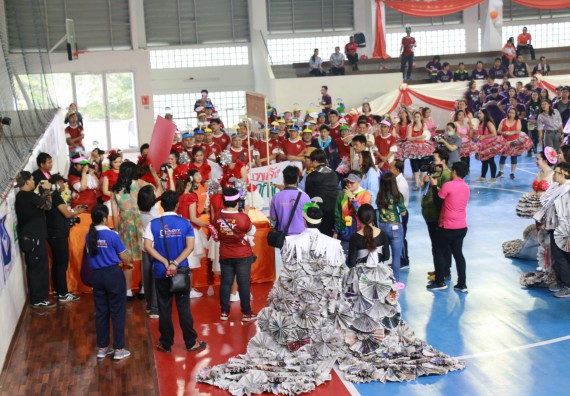 ภาพกิจกรรม  คณะวิทยาศาสตร์และเทคโนโลยี เข้าร่วมงานแข่งขันกีฬา SPORT DAY & NIGHT 