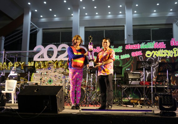ภาพกิจกรรม  คณะวิทยาศาสตร์และเทคโนโลยี เข้าร่วมงานแข่งขันกีฬา SPORT DAY & NIGHT 