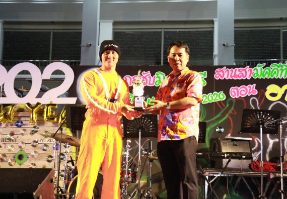 ภาพกิจกรรม  คณะวิทยาศาสตร์และเทคโนโลยี เข้าร่วมงานแข่งขันกีฬา SPORT DAY & NIGHT 