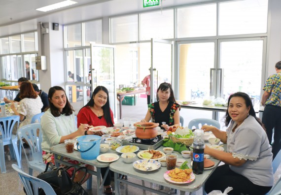 ภาพกิจกรรม คณะวิทยาศาสตร์และเทคโนโลยี จัดงานสังสรรค์ปีใหม่คณะวิทยาศาสตร์และเทคโนโลยี ประจำปี 2563