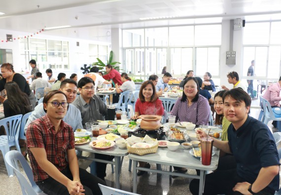 ภาพกิจกรรม คณะวิทยาศาสตร์และเทคโนโลยี จัดงานสังสรรค์ปีใหม่คณะวิทยาศาสตร์และเทคโนโลยี ประจำปี 2563