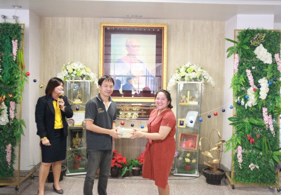 ภาพกิจกรรม คณะวิทยาศาสตร์และเทคโนโลยี จัดงานสังสรรค์ปีใหม่คณะวิทยาศาสตร์และเทคโนโลยี ประจำปี 2563