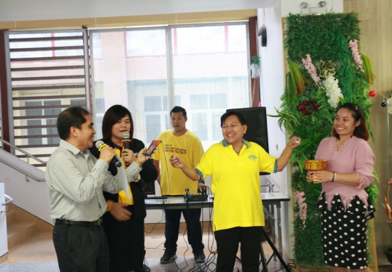 ภาพกิจกรรม คณะวิทยาศาสตร์และเทคโนโลยี จัดงานสังสรรค์ปีใหม่คณะวิทยาศาสตร์และเทคโนโลยี ประจำปี 2563