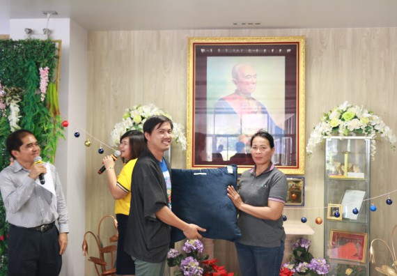 ภาพกิจกรรม คณะวิทยาศาสตร์และเทคโนโลยี จัดงานสังสรรค์ปีใหม่คณะวิทยาศาสตร์และเทคโนโลยี ประจำปี 2563