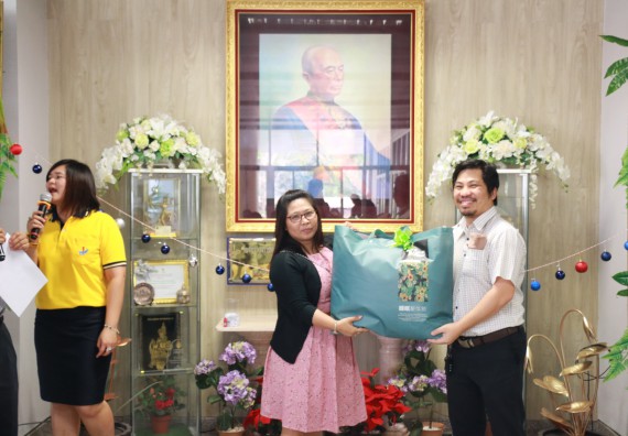 ภาพกิจกรรม คณะวิทยาศาสตร์และเทคโนโลยี จัดงานสังสรรค์ปีใหม่คณะวิทยาศาสตร์และเทคโนโลยี ประจำปี 2563